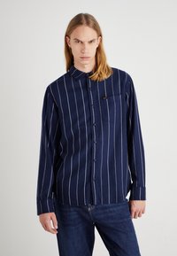 Рубашка Рубашка