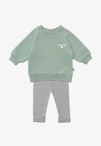 Леггинсы Леггинсы