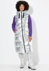 Длинный жилет Длинный жилет