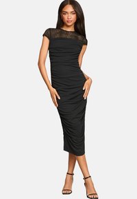 Платье футляр Платье футляр