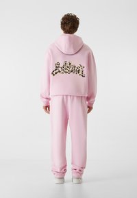 Толстовка Толстовка