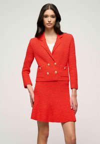 Блейзер Блейзер