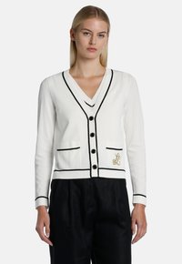 Твинсет Твинсет