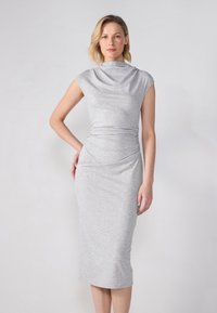 Платье футляр Платье футляр