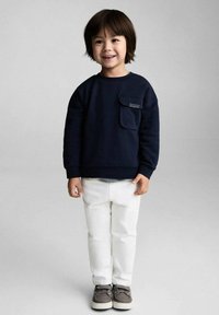 Джинсы Джинсы