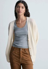 Длинный кардиган Длинный кардиган