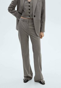 Широкие брюки Широкие брюки