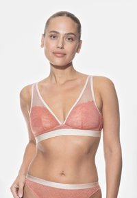 Бюстгальтер Бюстгальтер