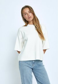 Майка с рукавом три четверти Майка с рукавом три четверти