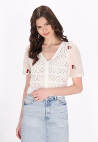 Вязаная кофта Вязаная кофта