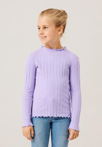 Лонгслив Лонгслив