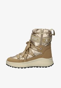 Сапожки на танкетке Сапожки на танкетке