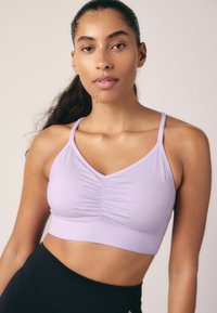 Бюстгальтер Бюстгальтер