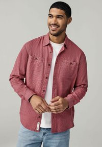 Рубашка Рубашка