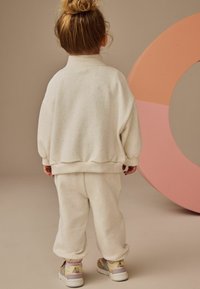 Спортивные штаны Спортивные штаны