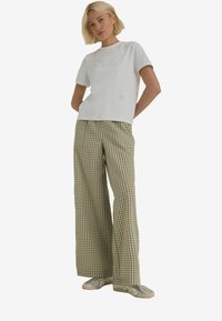 Футболка Футболка