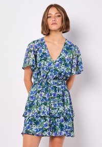 Платье Платье