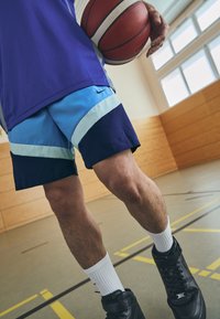 Шорты Шорты