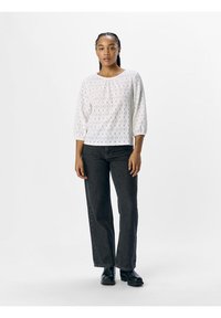 Кружевная блузка Кружевная блузка