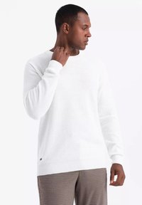 Пуловер Пуловер