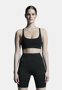 Спортивный бюстгальтер Спортивный бюстгальтер