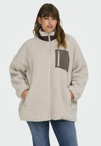 Флисовая куртка Флисовая куртка