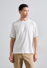 Футболка Футболка