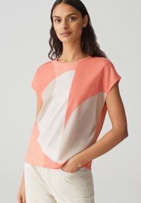 Футболка Футболка