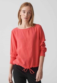 Блузка Блузка