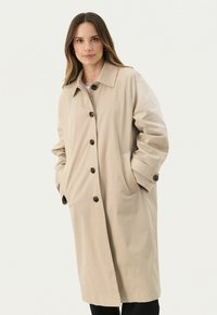 Тренч Тренч