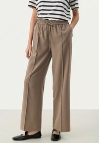 Широкие брюки Широкие брюки