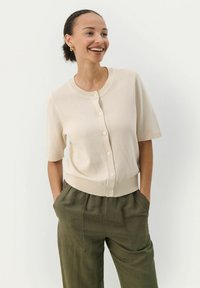 Вязаная кофта Вязаная кофта