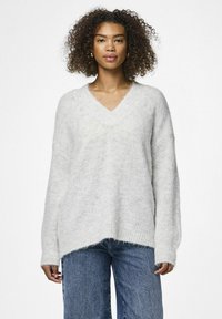 Длинный пуловер Длинный пуловер