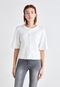 Вязаная кофта Вязаная кофта