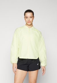 Спортивная куртка Спортивная куртка