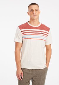 Футболка Футболка