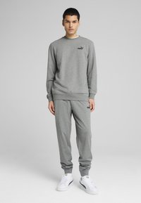 Спортивная кофта Спортивная кофта