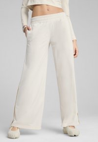 Широкие брюки Широкие брюки