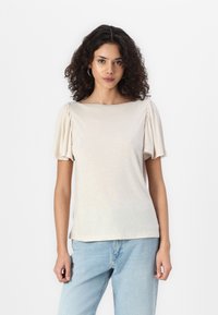 Футболка Футболка