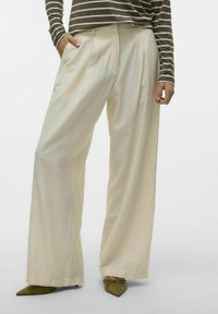 Широкие брюки Широкие брюки