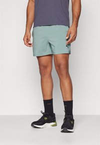 Шорты Шорты