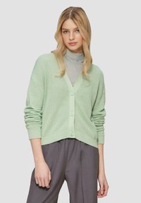 Вязаная кофта Вязаная кофта