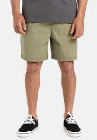 Шорты Шорты