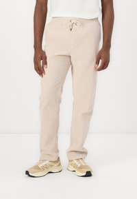 Вельветовые брюки Вельветовые брюки