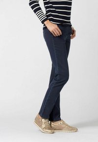 Джинсы Джинсы