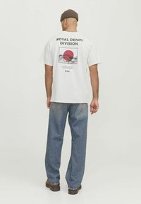 Футболка Футболка