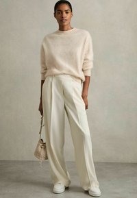 Широкие брюки Широкие брюки