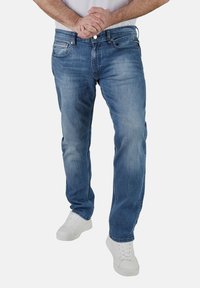 Прямые джинсы Прямые джинсы