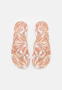 Шлепанцы Шлепанцы