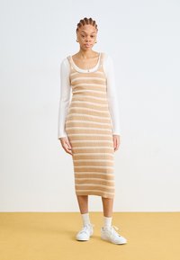 Пляжное платье Пляжное платье